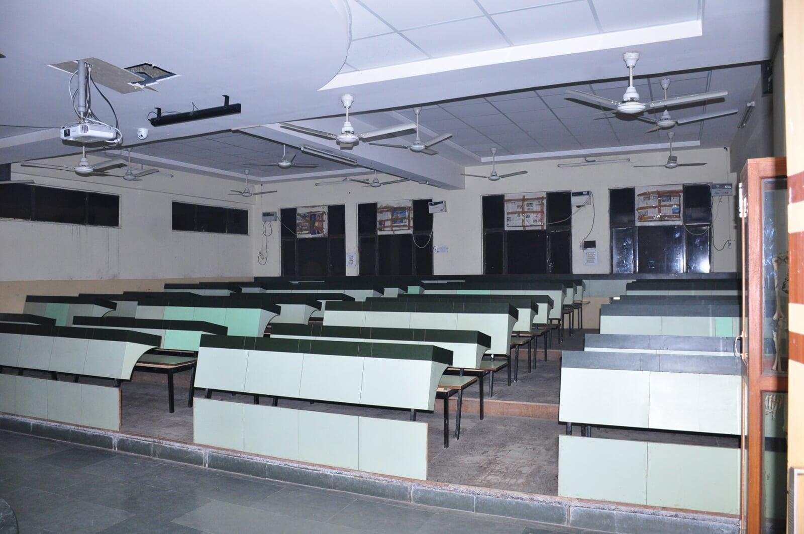 Lecture Halls | Theaters | ITS Dental College